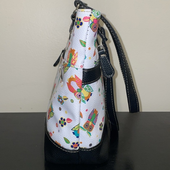 Stone Mountain Accessories White and Black Owl Tote - Picture 6 of 16